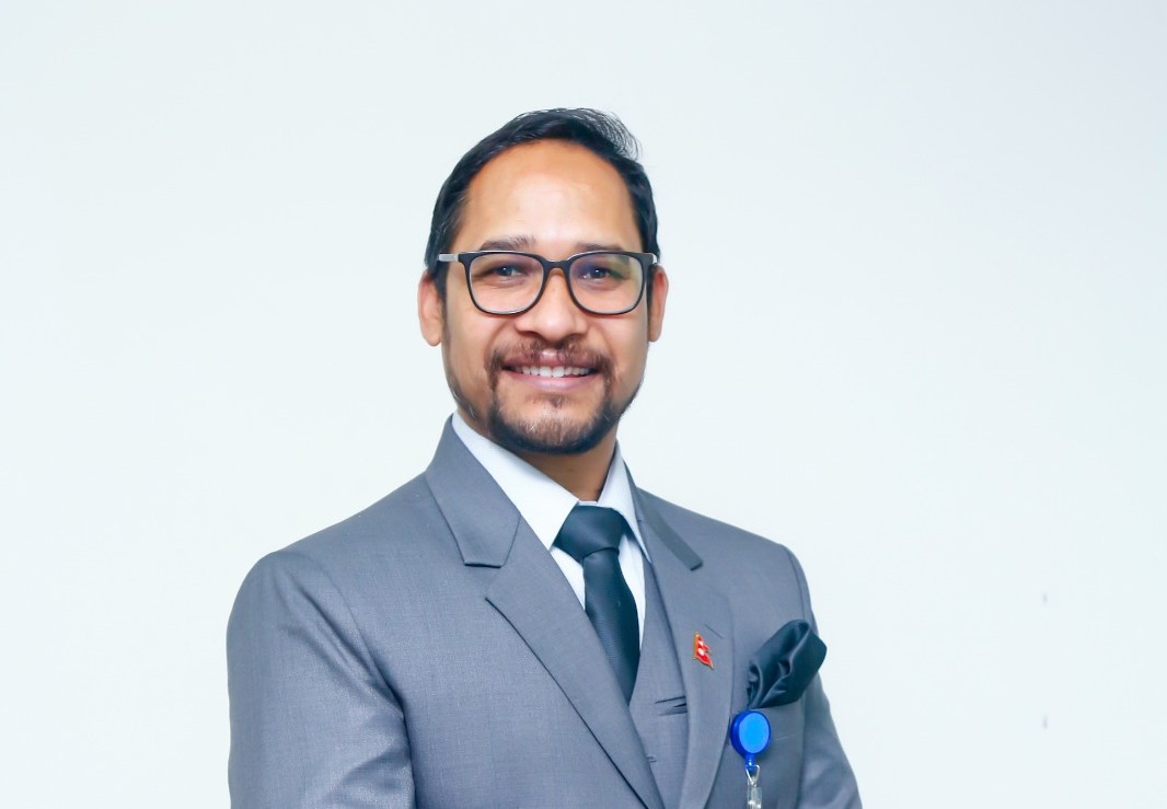 Dr. Tenzing Norbu Lama, PT